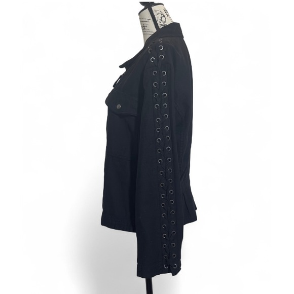 Free People Black Zip Up Jacket with Lace Up Sleeves -‎ Military Style - Size M - Picture 2 of 10